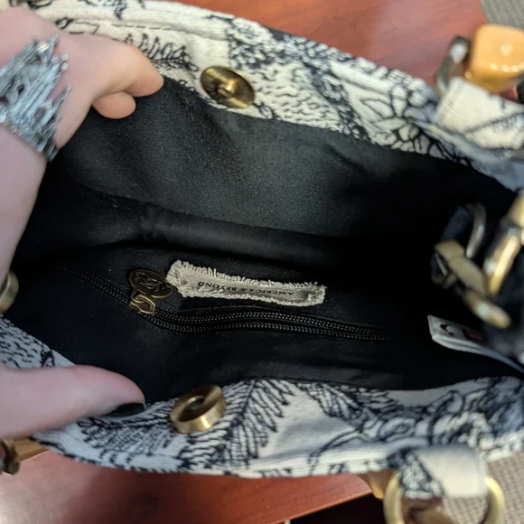 America & Beyond Forbidden Handbag Embellished Butterfly On Jacquard Fabric - Picture 4 of 8